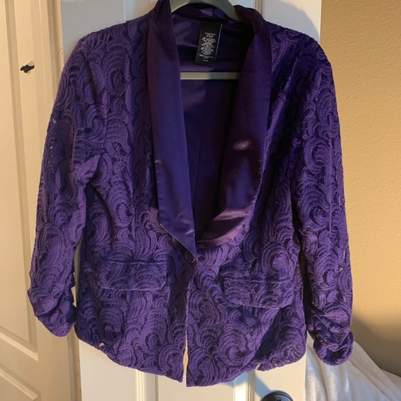 Dress Blazers and Jackets - Picture 5 of 15